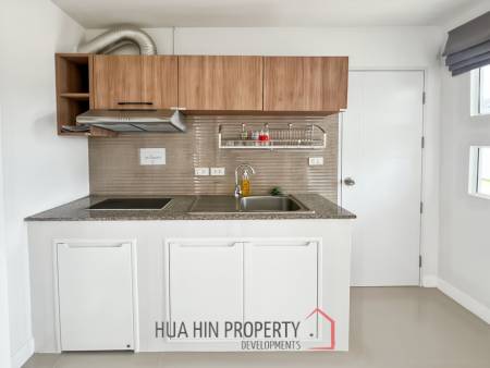 Modern 3.5 Bedroom Pool Villa in Hua Hin with Scenic Mountain View For Sale/Rent