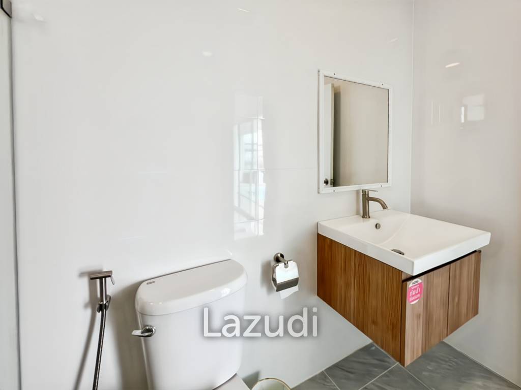 Modern 3.5 Bedroom Pool Villa in Hua Hin with Scenic Mountain View For Sale/Rent