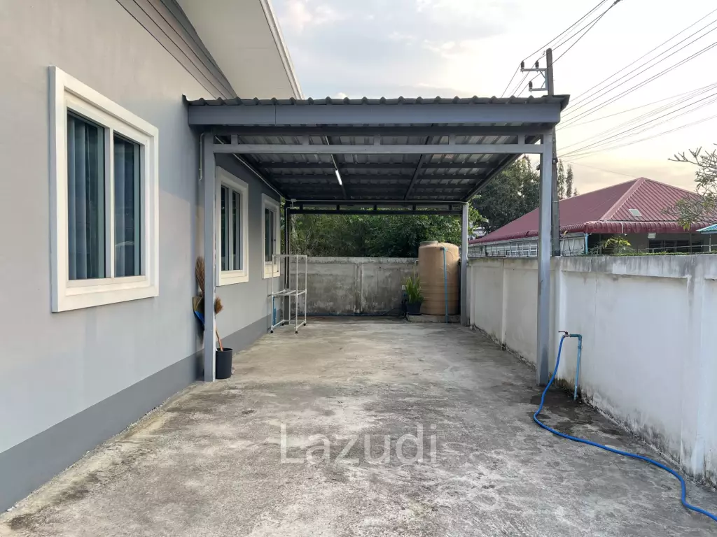 2 Bedrooms Detached House For Rent Not Far The City