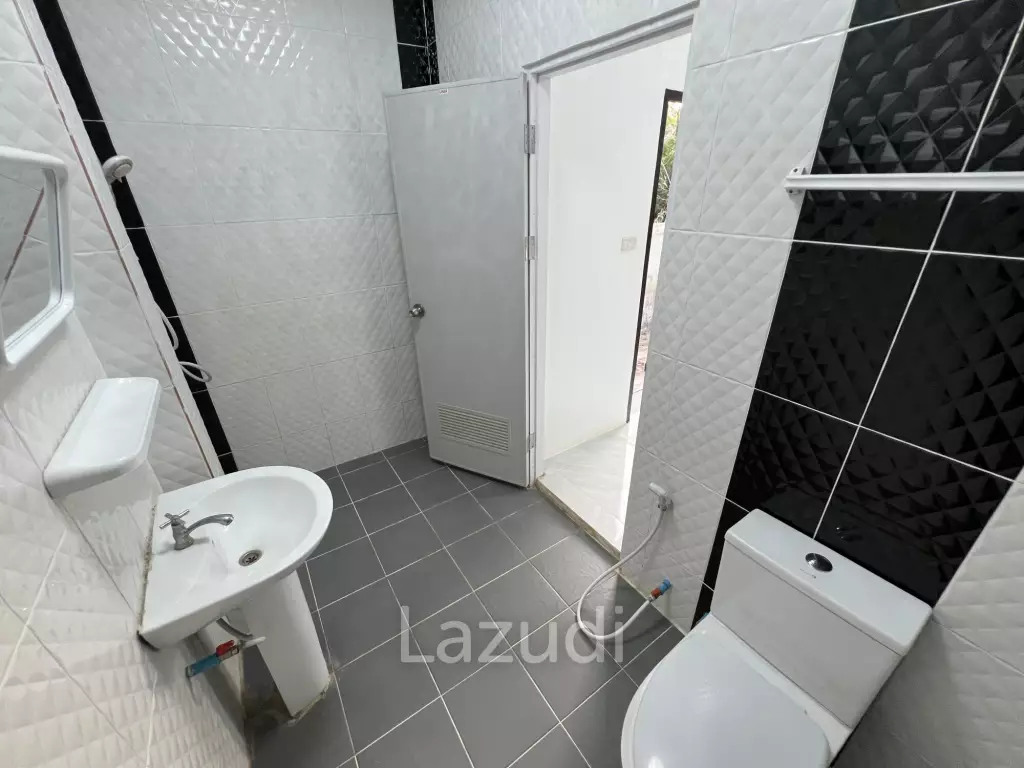 2 Bedrooms Detached House For Rent Not Far The City