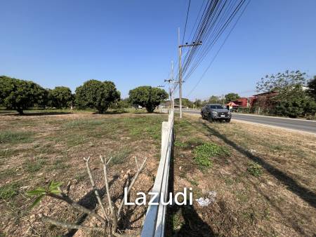 Selling Land 1 Rai 8 Plots For Investment