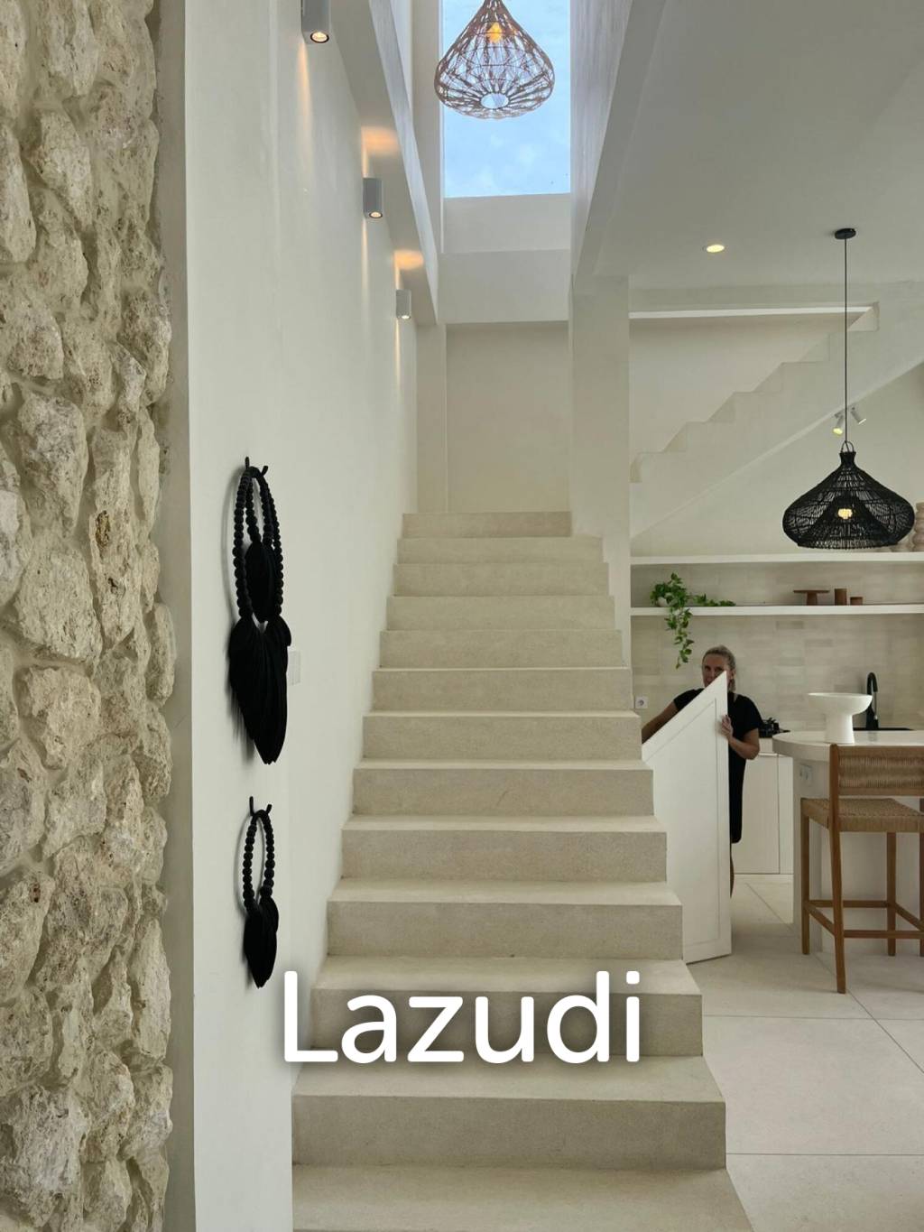 Newly Renovated 4 Bedroom Freehold Villa in Ungasan Bukit