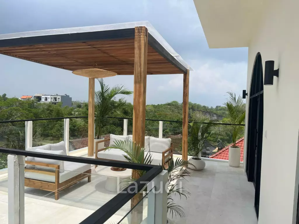 Newly Renovated 4 Bedroom Freehold Villa in Ungasan Bukit