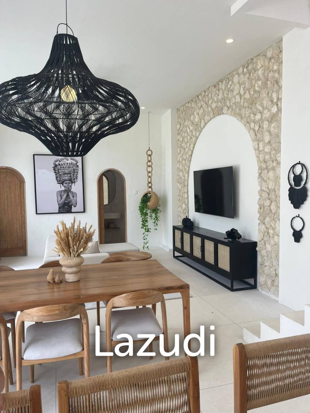 Newly Renovated 4 Bedroom Freehold Villa in Ungasan Bukit