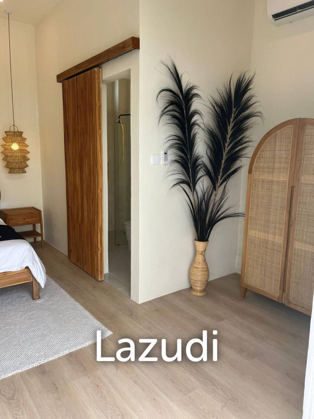 Newly Renovated 4 Bedroom Freehold Villa in Ungasan Bukit