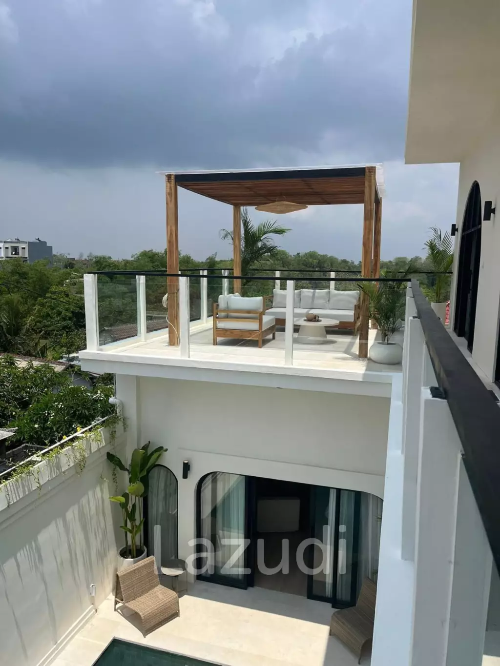 Newly Renovated 4 Bedroom Freehold Villa in Ungasan Bukit