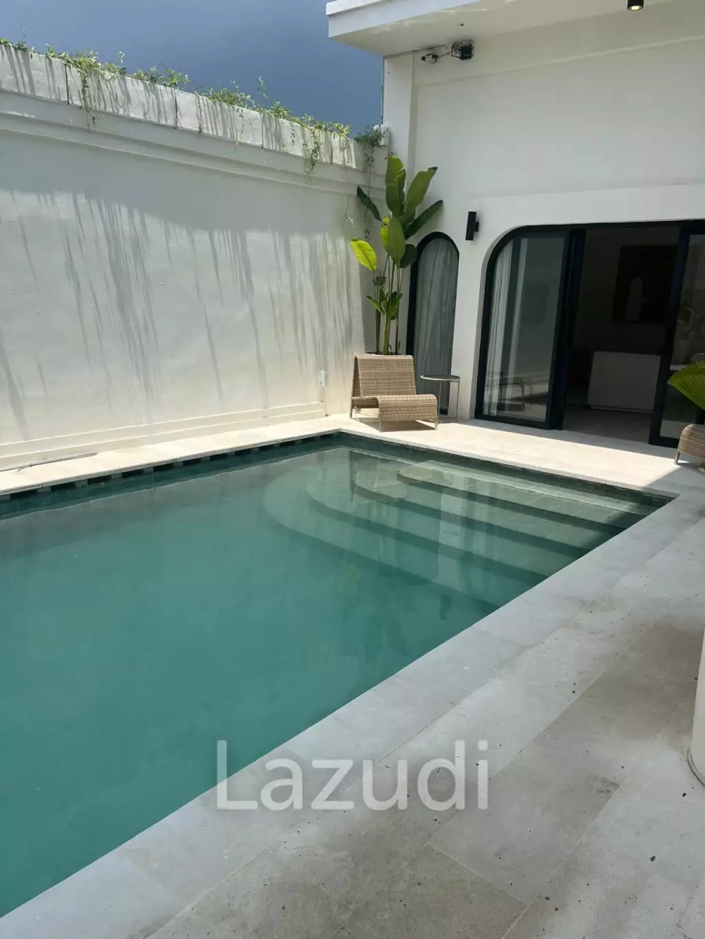 Newly Renovated 4 Bedroom Freehold Villa in Ungasan Bukit
