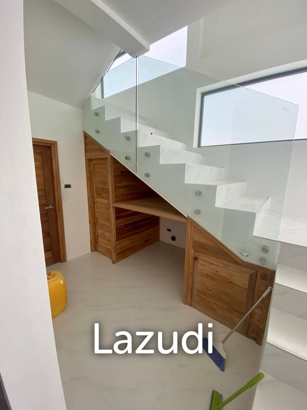 2-Bedroom Villa Near Fisherman’s Village