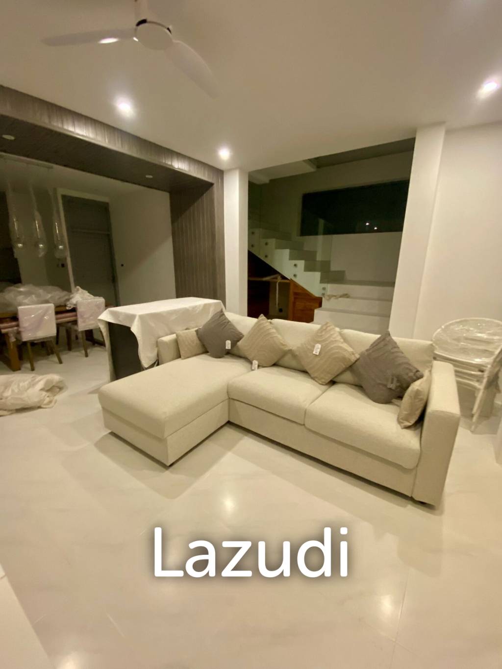 2-Bedroom Villa Near Fisherman’s Village