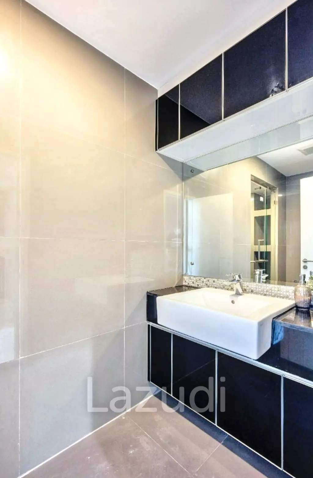2 Bed 2 Bath 98 SQ.M The Crest Sukhumvit 34