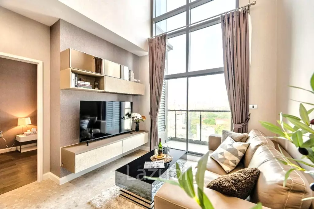 2 Bed 2 Bath 98 SQ.M The Crest Sukhumvit 34