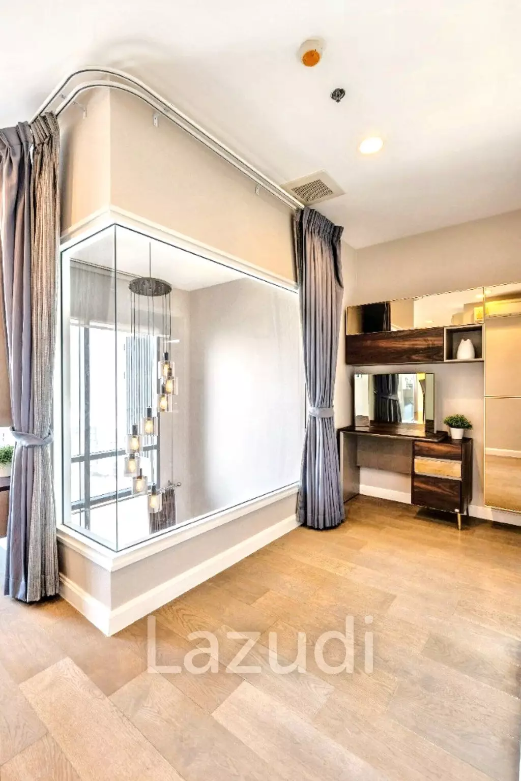 2 Bed 2 Bath 98 SQ.M The Crest Sukhumvit 34