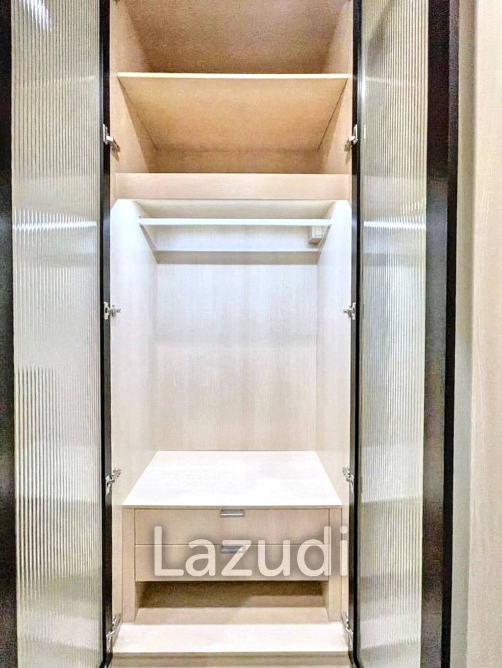 1 Bed  1 Bath  35 SQ.M  NOBLE STATE  39