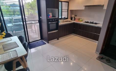 4 Beds 5 Baths 348 SQ.M. Townhouse in Khao Talo