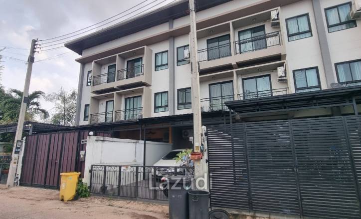 4 Beds 5 Baths 348 SQ.M. Townhouse in Khao Talo