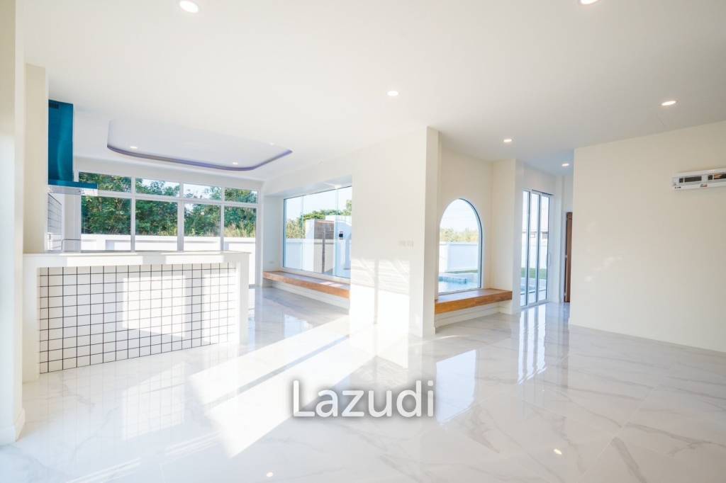 ARTY PERFECT HOME : 4 bed modern coronial style (READY TO MOVE IN)