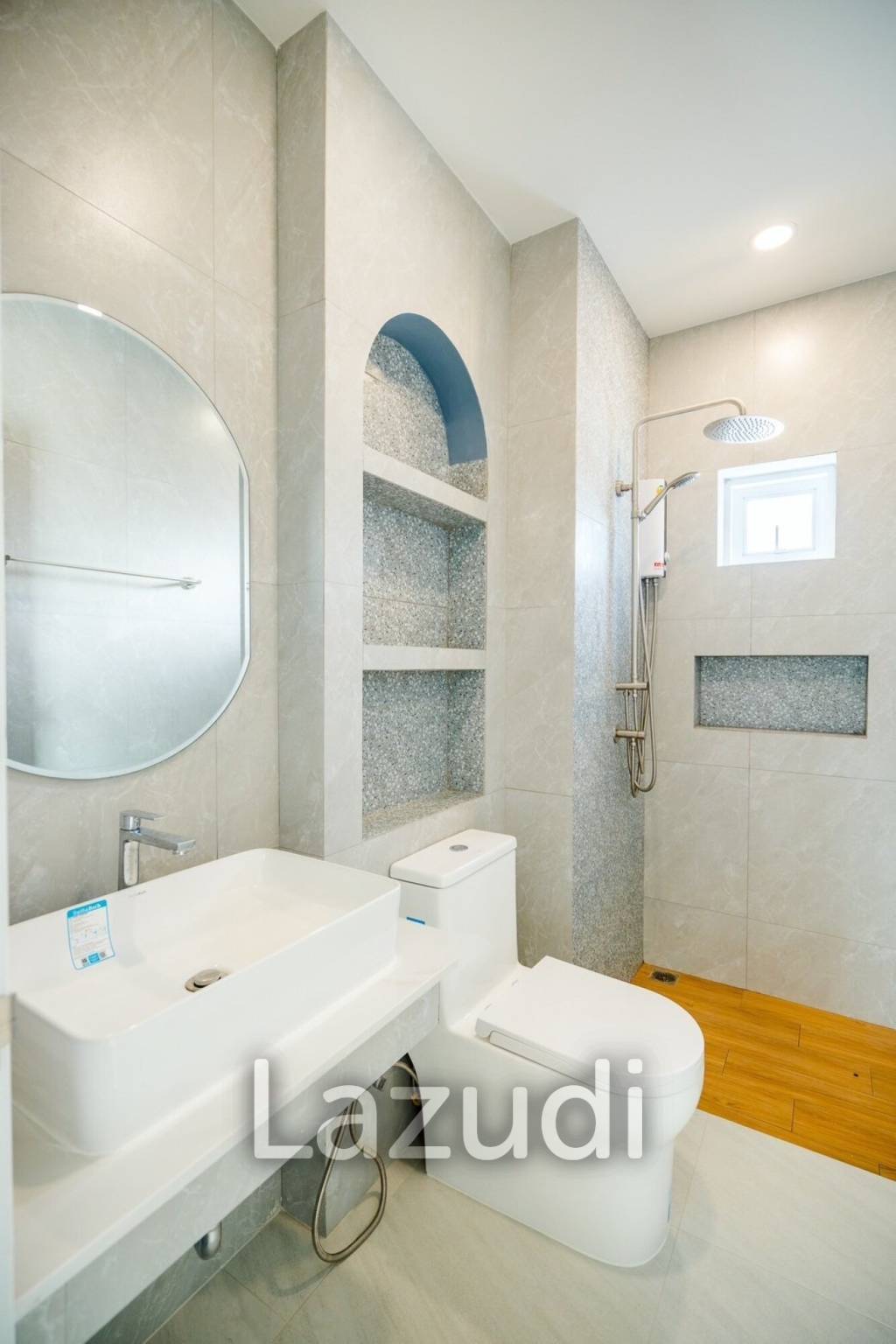 ARTY PERFECT HOME : 4 bed modern coronial style (READY TO MOVE IN)