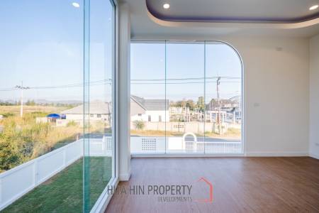 ARTY PERFECT HOME : 4 bed modern coronial style (READY TO MOVE IN)