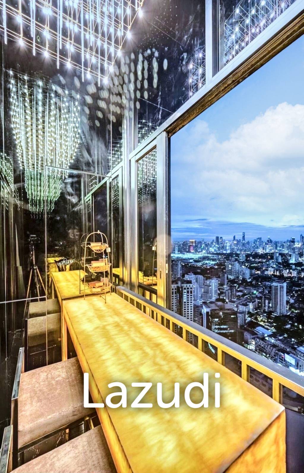 1 Bedroom 1 Bathroom 34 SQ.M Ashton Asoke