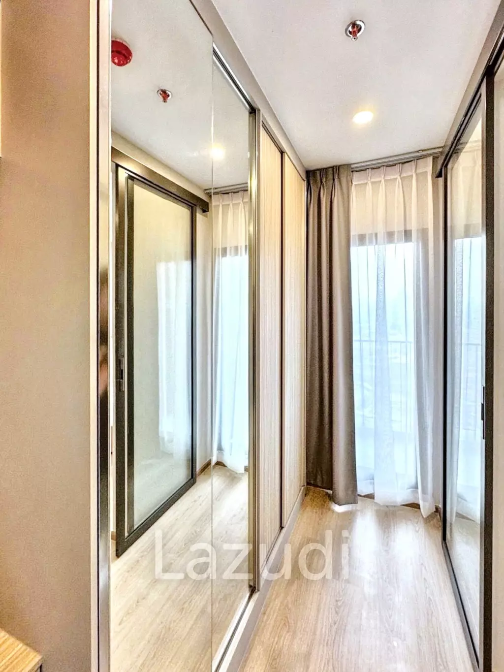 1 Bed 1 Bath 28 SQ.M Life Rama 4 - Asoke