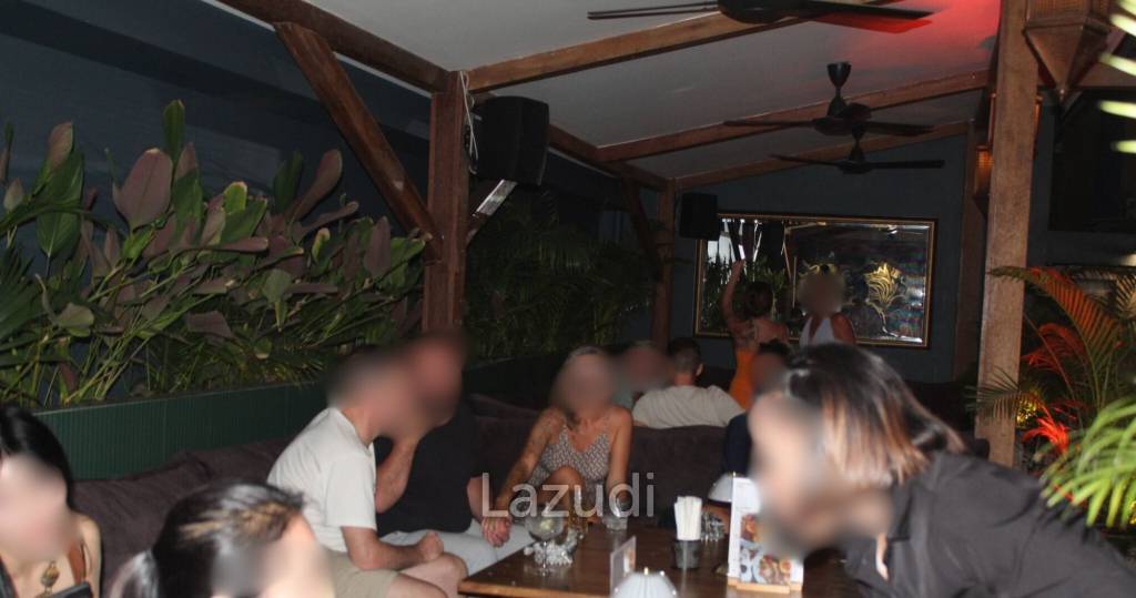 Restaurant and Cocktail Bar for Sale in Bang Rak, Ko Samui – Prime Location