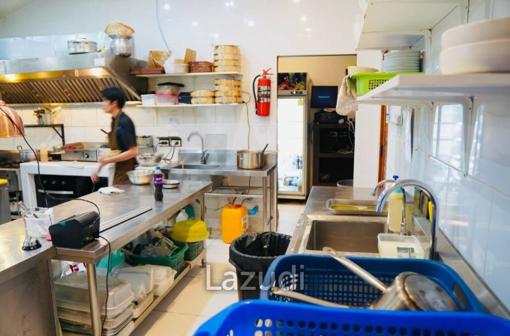 Restaurant and Cocktail Bar for Sale in Bang Rak, Ko Samui – Prime Location