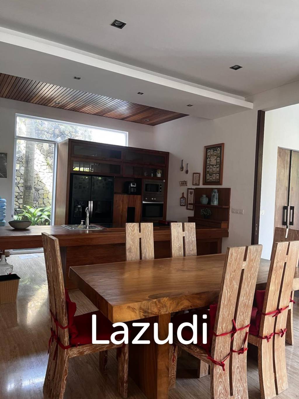 Freehold home for sale in Seminyak