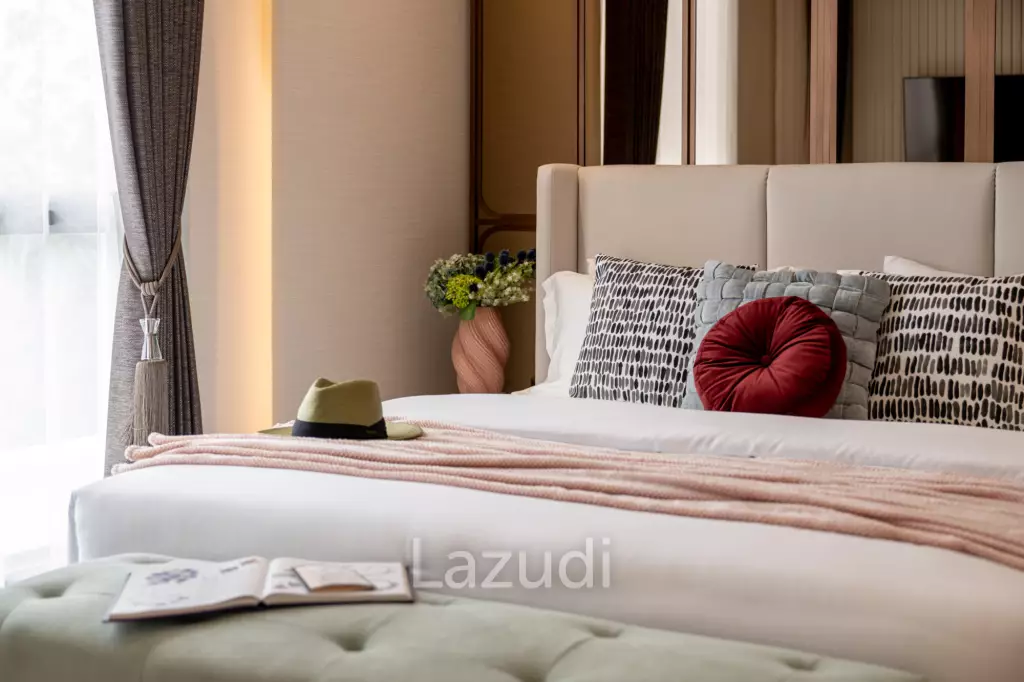 Ultra Luxury 5-Bed Home in Bang Kaeo Samut Prakan