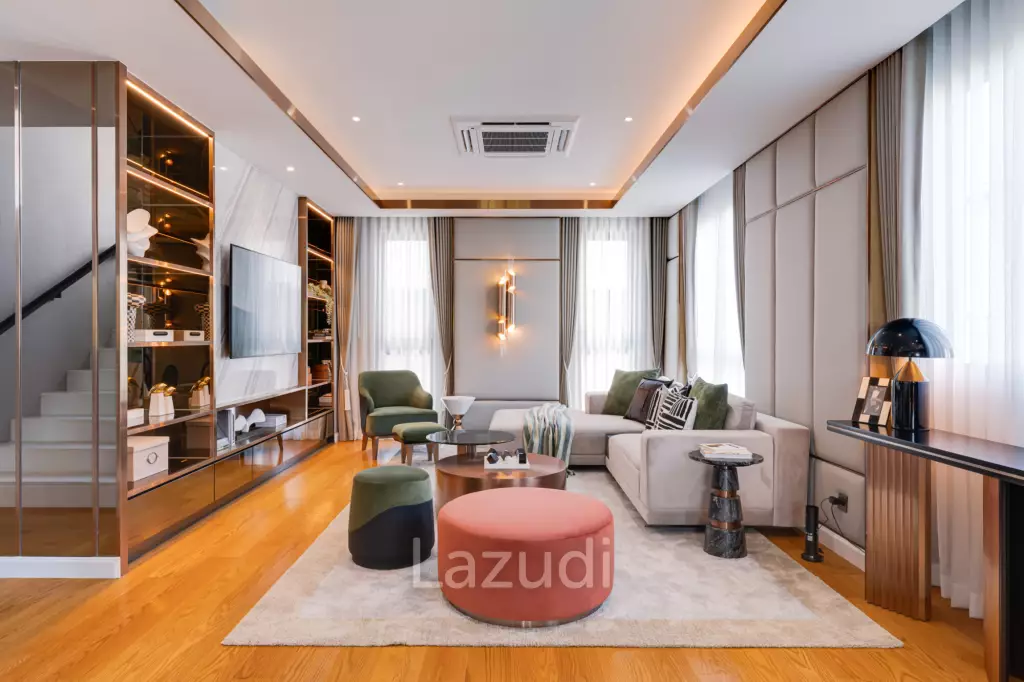 Ultra Luxury 5-Bed Home in Bang Kaeo Samut Prakan