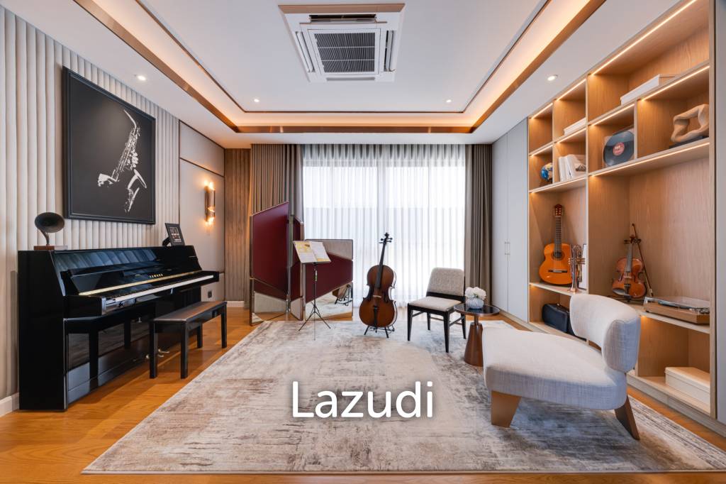 Ultra Luxury 5-Bed Home in Bang Kaeo Samut Prakan