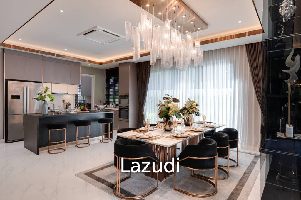 Ultra Luxury 5-Bed Home in Bang Kaeo Samut Prakan