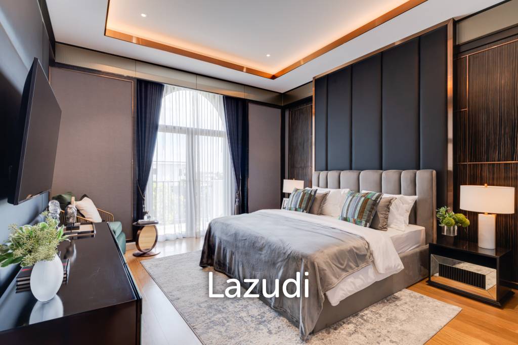 Ultra Luxury 5-Bed Home in Bang Kaeo Samut Prakan