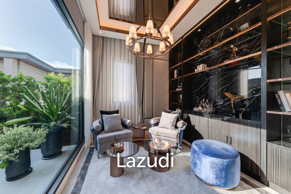 Ultra Luxury 5-Bed Home in Bang Kaeo Samut Prakan