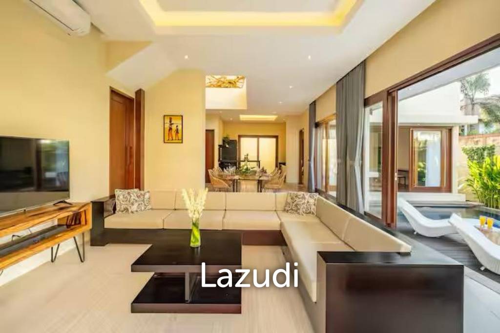 This stunning Freehold Villa 100m from the beach in Canggu