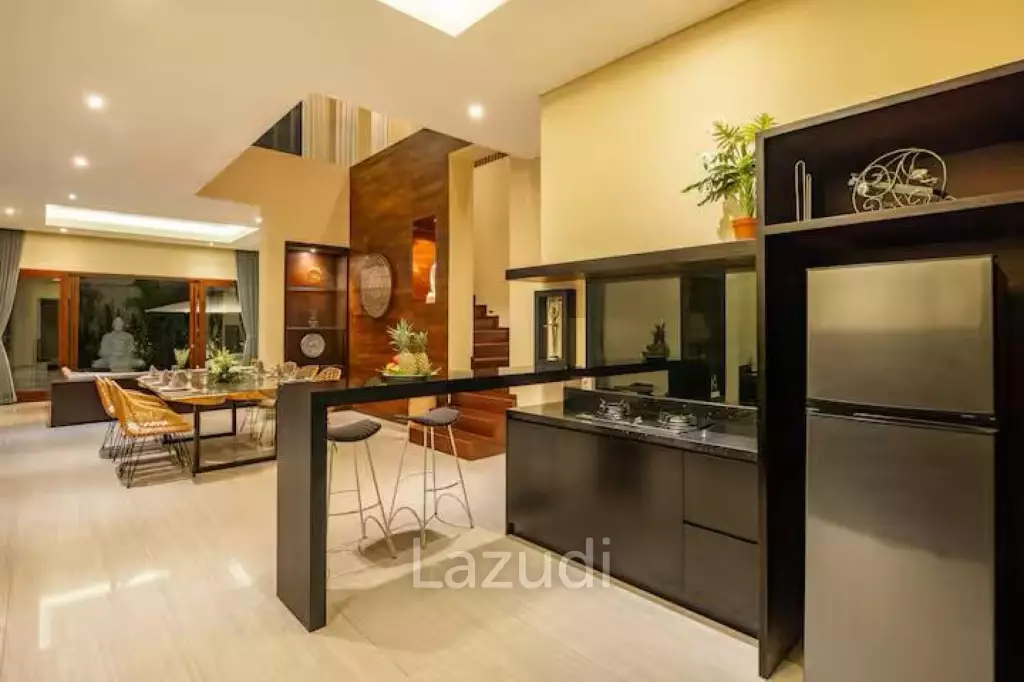High end Freehold villa 100m2 from Batu Bolong beach