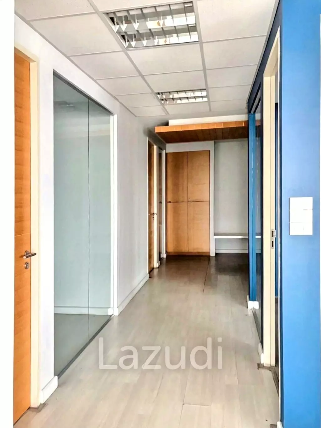 Office 186 SQ.M @Central City Tower Bang NA