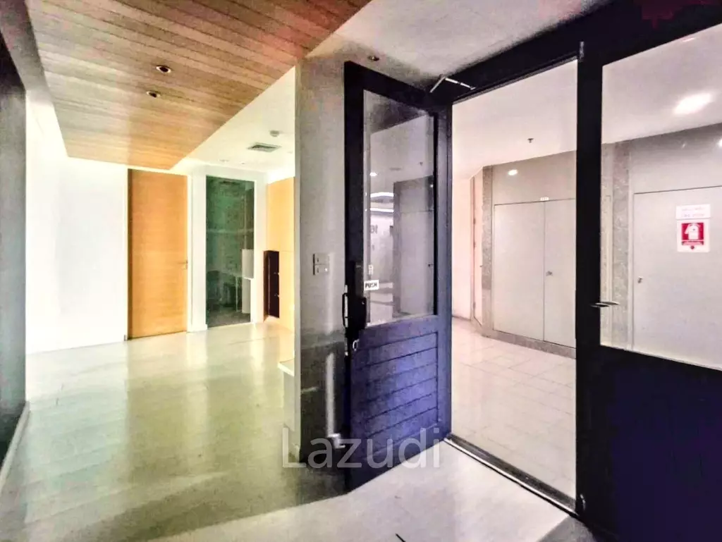 Office 186 SQ.M @Central City Tower Bang NA
