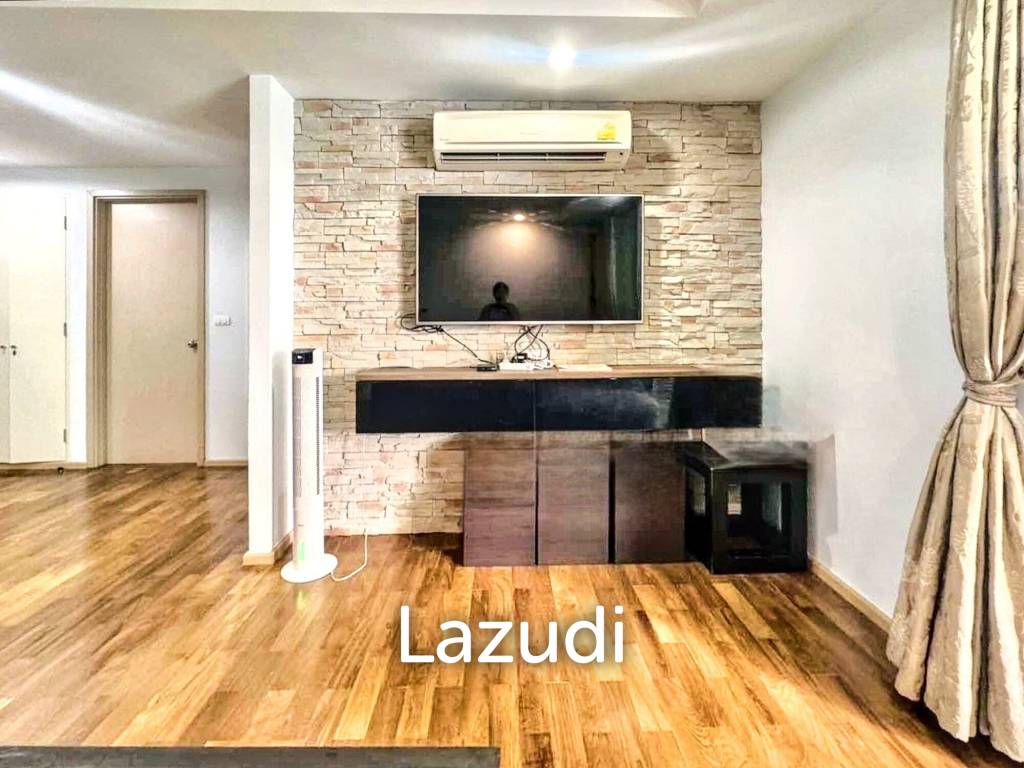2 Bedrooms 2 Bathrooms 80 SQ.M Siri On 8