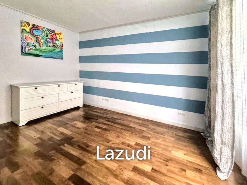 2 Bedrooms 2 Bathrooms 80 SQ.M Siri On 8