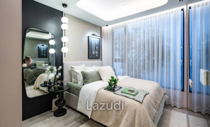 Modern 1-Bed Condo in Phra Khanong Bangkok