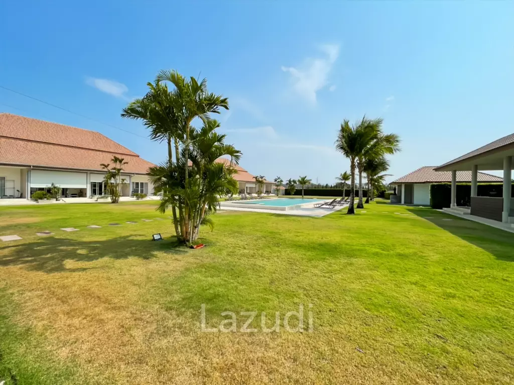 Exclusive 2 Bedroom Townhouse in Mali Signature Hua Hin