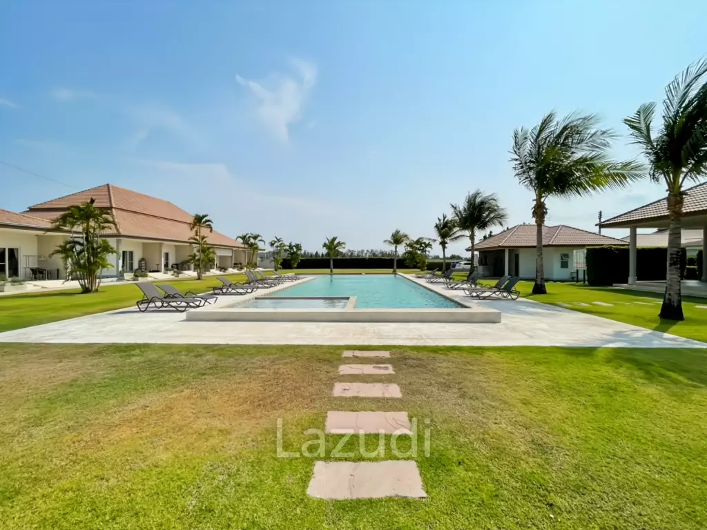 Exclusive 2 Bedroom Townhouse in Mali Signature Hua Hin