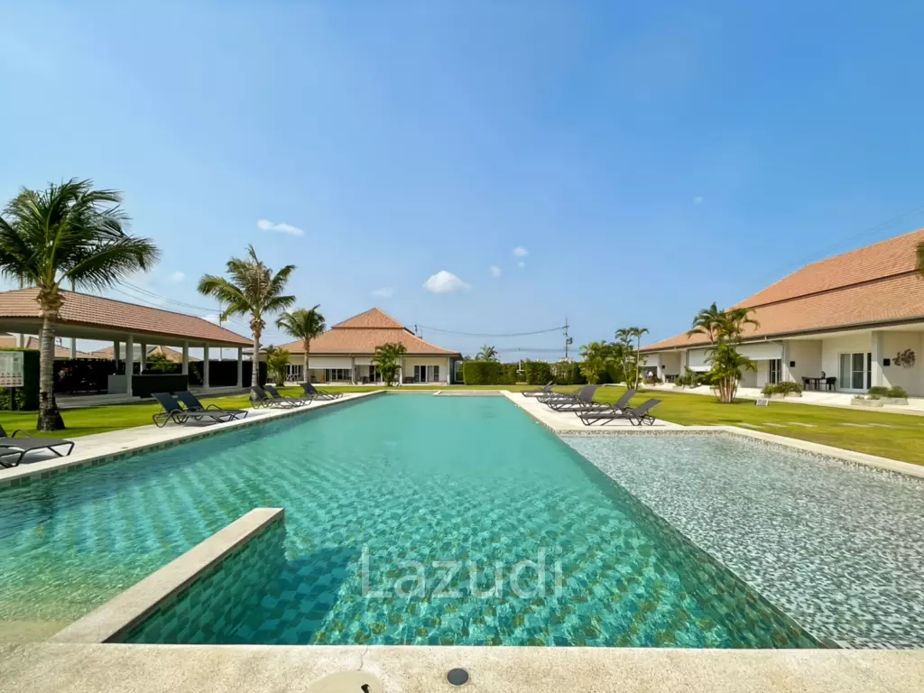 Exclusive 2 Bedroom Townhouse in Mali Signature Hua Hin