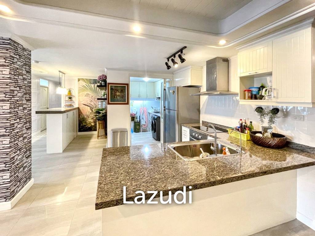 3 Bedrooms 2 Bathrooms 176 SQ.M Ruamjai Heights