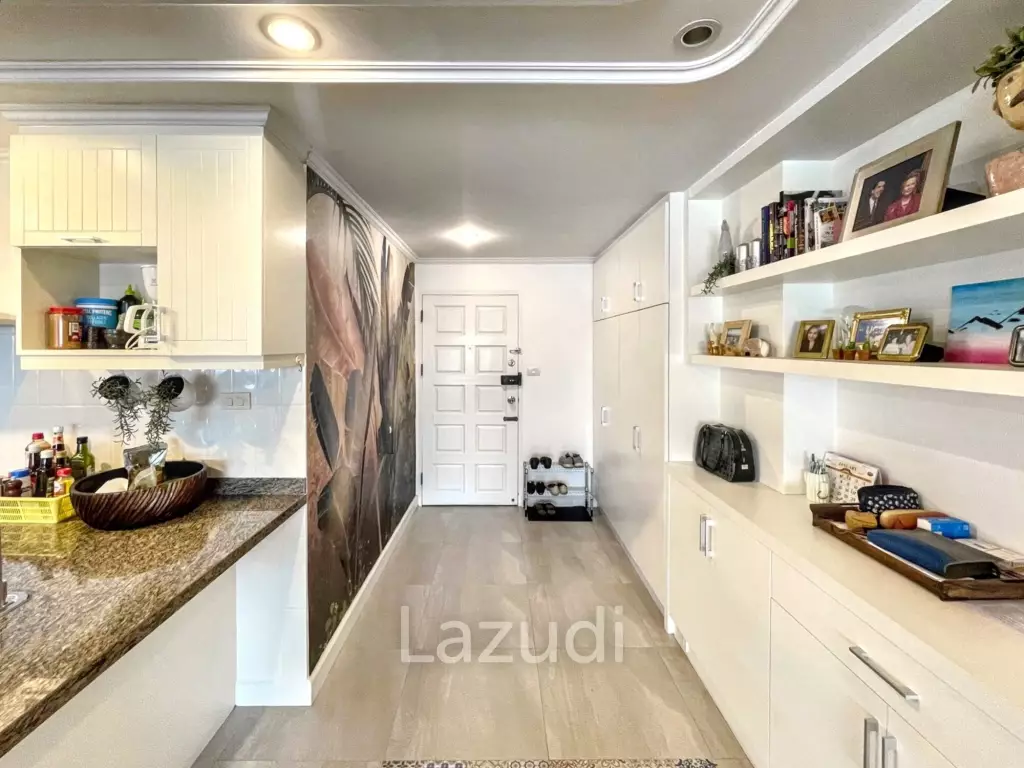 3 Bedrooms 2 Bathrooms 176 SQ.M Ruamjai Heights