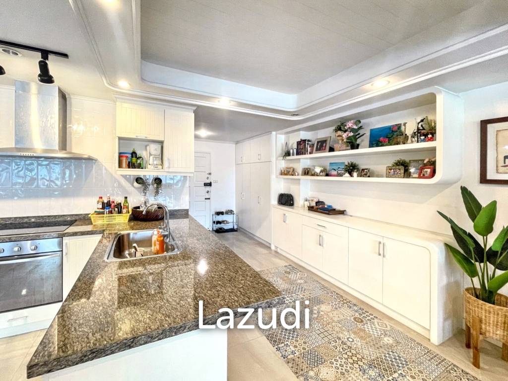3 Bedrooms 2 Bathrooms 176 SQ.M Ruamjai Heights