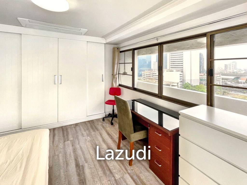3 Bedrooms 2 Bathrooms 176 SQ.M Ruamjai Heights