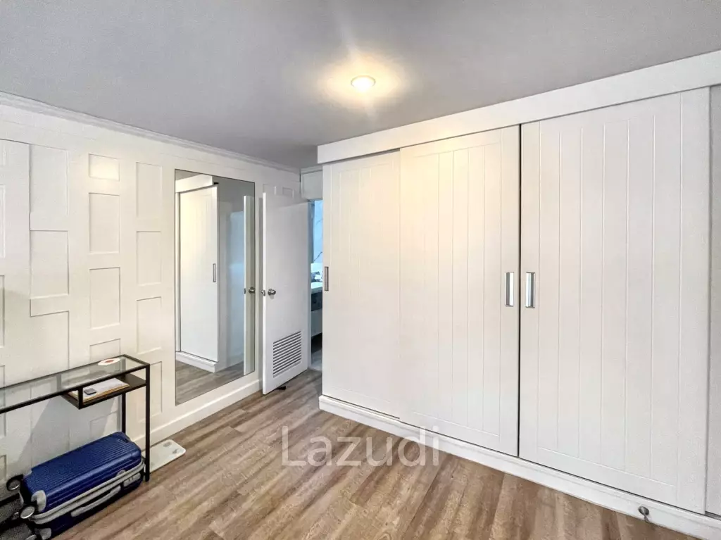 3 Bedrooms 2 Bathrooms 176 SQ.M Ruamjai Heights