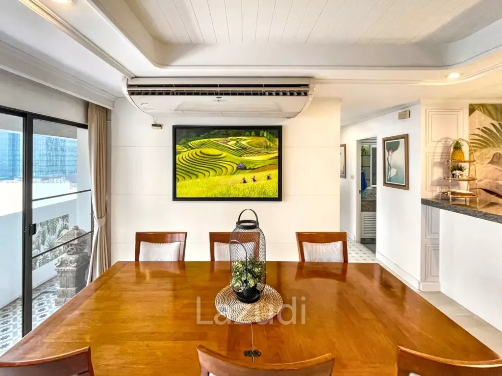 3 Bedrooms 2 Bathrooms 176 SQ.M Ruamjai Heights