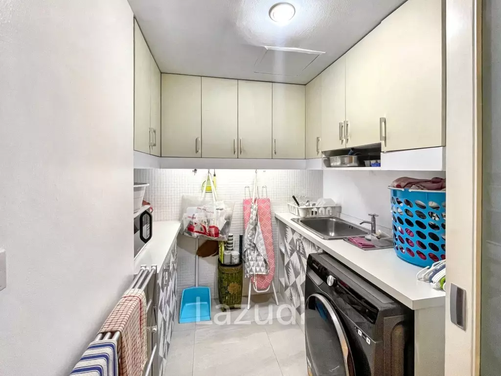 3 Bedrooms 2 Bathrooms 176 SQ.M Ruamjai Heights